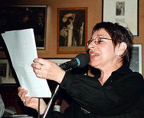 HETTIE JONES